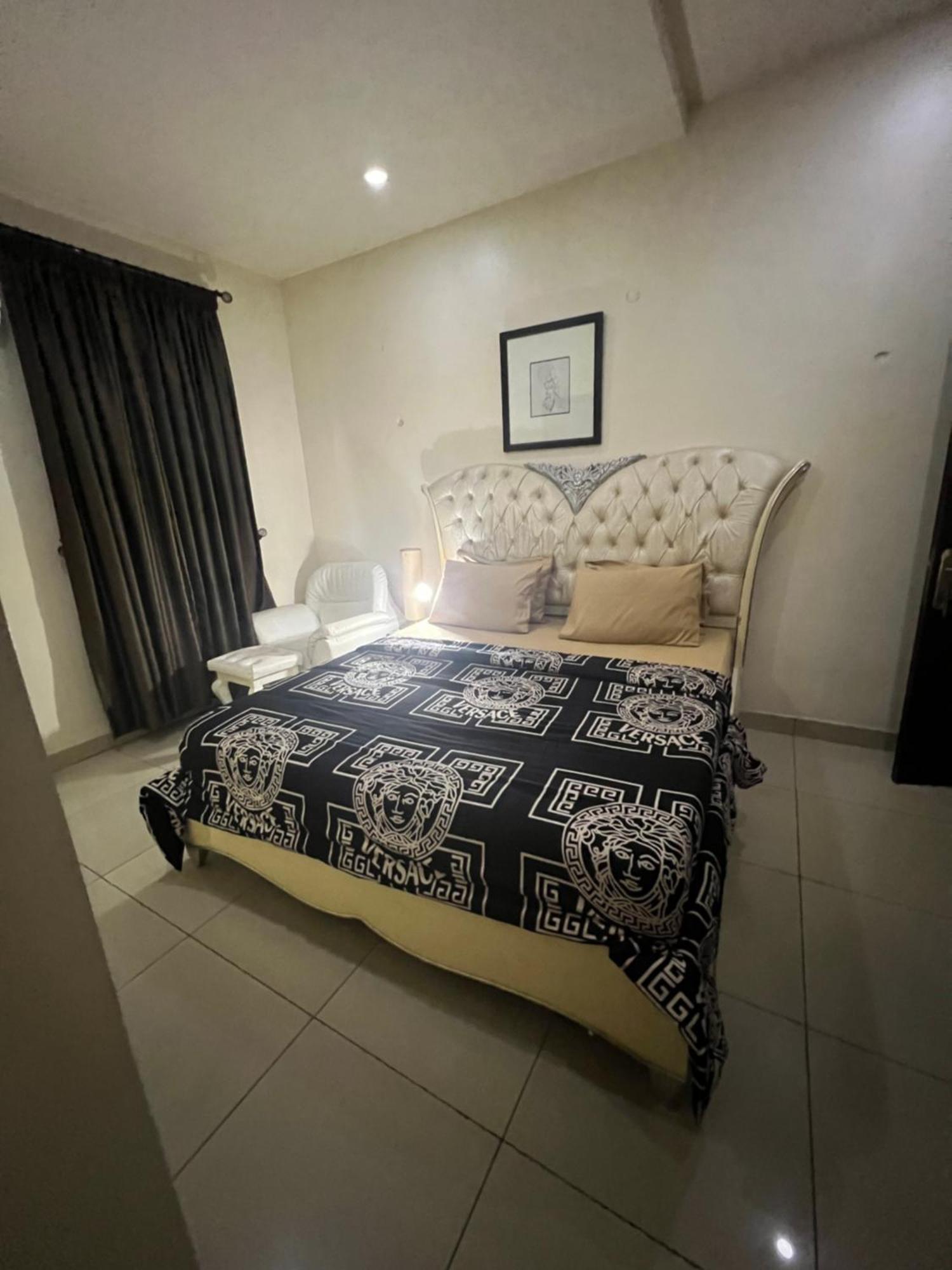 Greens Manor VI Lagos Dış mekan fotoğraf